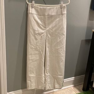 Lane Bryant Wide-Leg Capri Pants White with Black Pinstripes Size 24